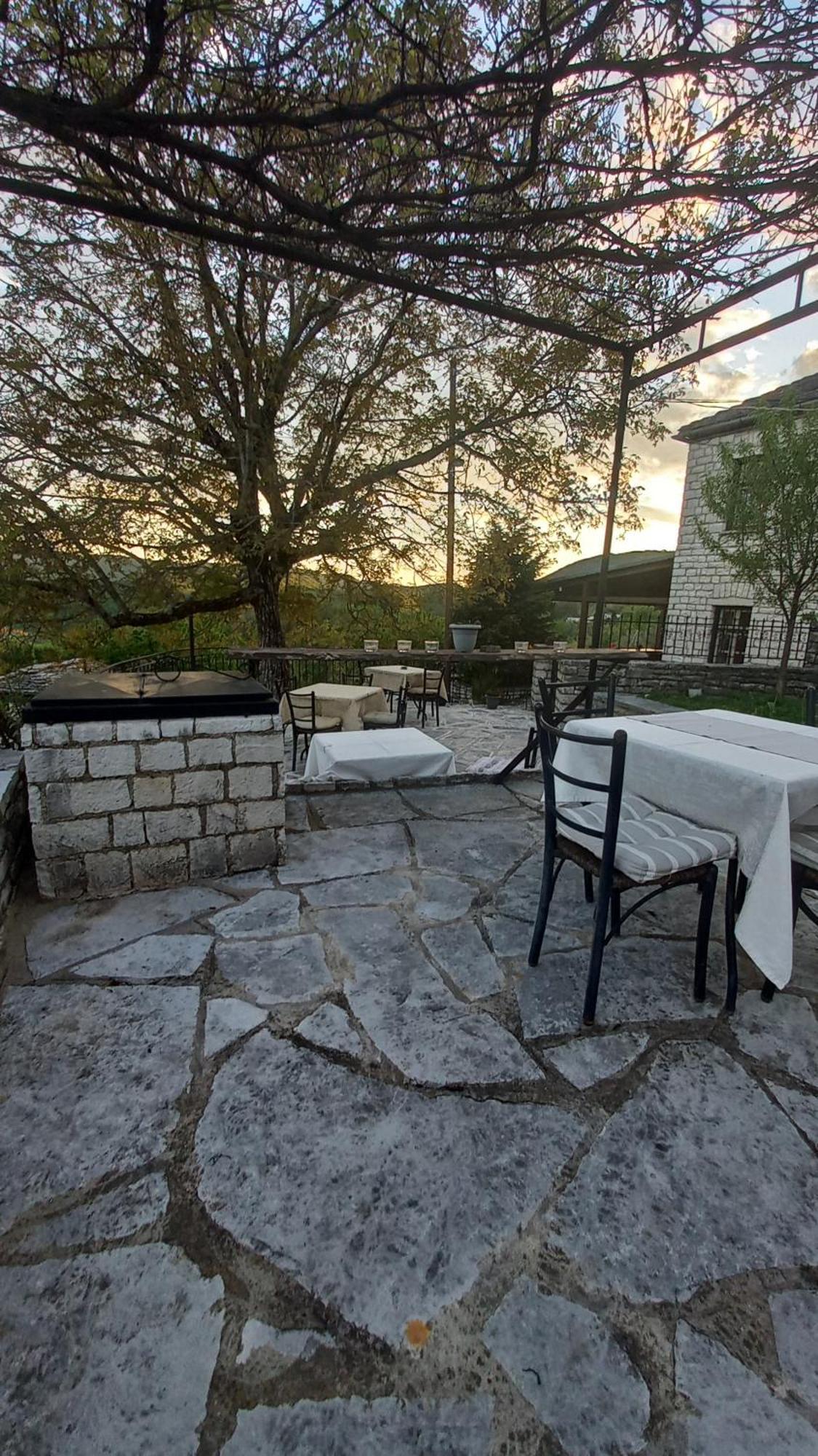 ויצה Guesthouse Selini מראה חיצוני תמונה